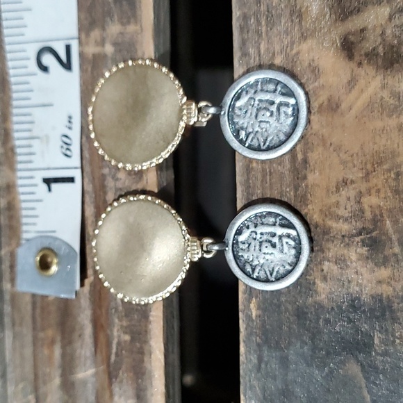COIN DROP EARRINGS CLIP ON TWO TONE MIXED METAL - Picture 3 of 7